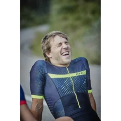 Zone3 Revolution Short Sleeve Trisuit 13 Zone3 Revolution Short Sleeve Trisuit -Pedal Yon Sales zone3 revolution short sleeve trisuit 2