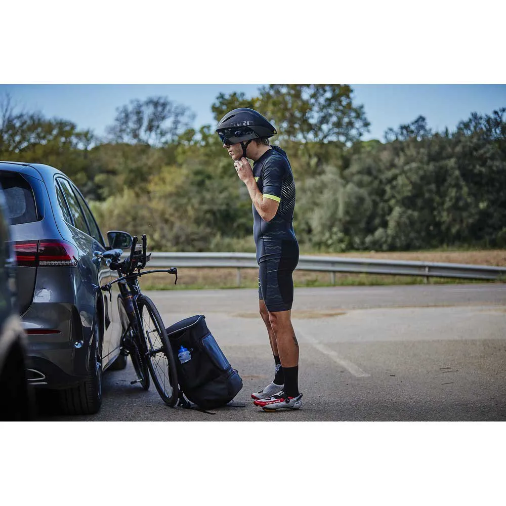 Zone3 Revolution Short Sleeve Trisuit 8 Zone3 Revolution Short Sleeve Trisuit - Image 6