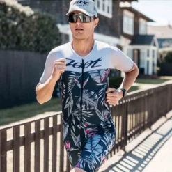 ZOOT Aero Full Zip Digi Kohala Short Sleeve Trisuit -Pedal Yon Sales zoot aero full zip digi kohala short sleeve trisuit 9